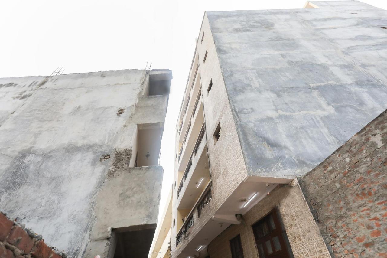 Spot On 61003 Kailash Dham Noida Luaran gambar